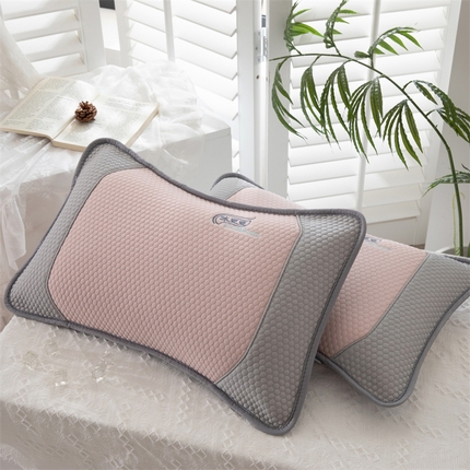 91家纺网 家纺一手货源 找家纺 （总）仁宇枕业 2025新款新品 清凉豆豆盛夏时光系列冰豆豆立体全荞麦枕头枕芯