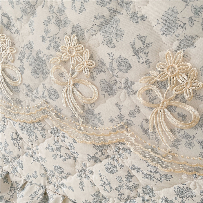 91家纺网 家纺一手货源 找家纺 十个点2025新款亲肤夹棉床头罩 靘芲（qinghua）