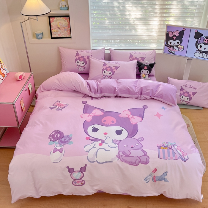 91家纺网 家纺一手货源 找家纺 金爱家 2025新款纯棉数码印花大阪三丽鸥四件套 D化妆库洛米