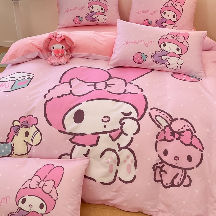 91家纺网 家纺一手货源 找家纺 金爱家 2025新款纯棉数码印花大阪三丽鸥四件套 D木马美乐蒂