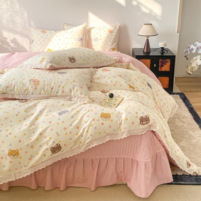 91家纺网 家纺一手货源 找家纺 梦可莱家居 2025新款全棉韩版蕾丝边床盖四件套 胖胖熊