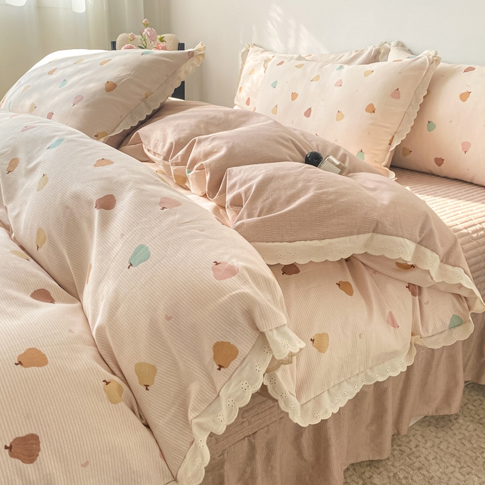 91家纺网 家纺一手货源 找家纺 梦可莱家居 2025新款全棉韩版蕾丝边床盖四件套 南瓜