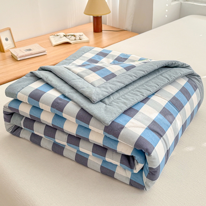 91家纺网 家纺一手货源 找家纺 棉乐町家居 2025新款里外全棉手包边棉花夏被 蓝中格