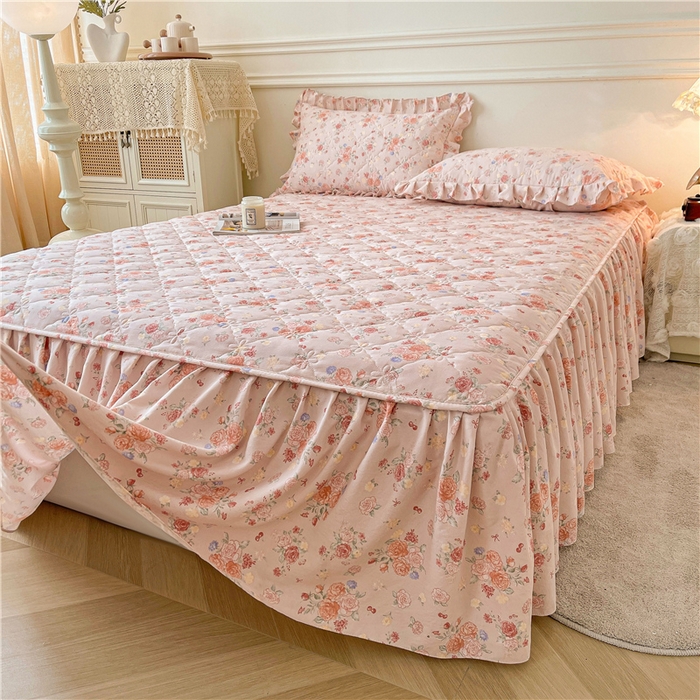 91家纺网 家纺一手货源 找家纺 十个点2025新款针织棉 夹棉床笠式床裙床头罩系列  锦簇玫瑰