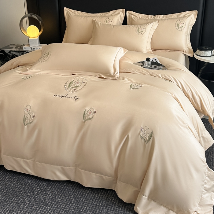 91家纺网 家纺一手货源 找家纺 新方向 2025新款全棉长绒棉刺绣四件套-铃兰物语 铃兰物语-香槟