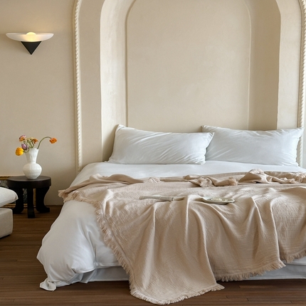 91家纺网 家纺一手货源 找家纺 （总）三朵 2025新款全棉四层绉绉纱流苏多功能毯