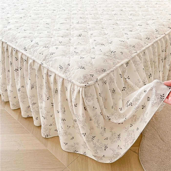 91家纺网 家纺一手货源 找家纺 十个点2025新款针织棉 夹棉床笠式床裙床头罩系列  茶言观色