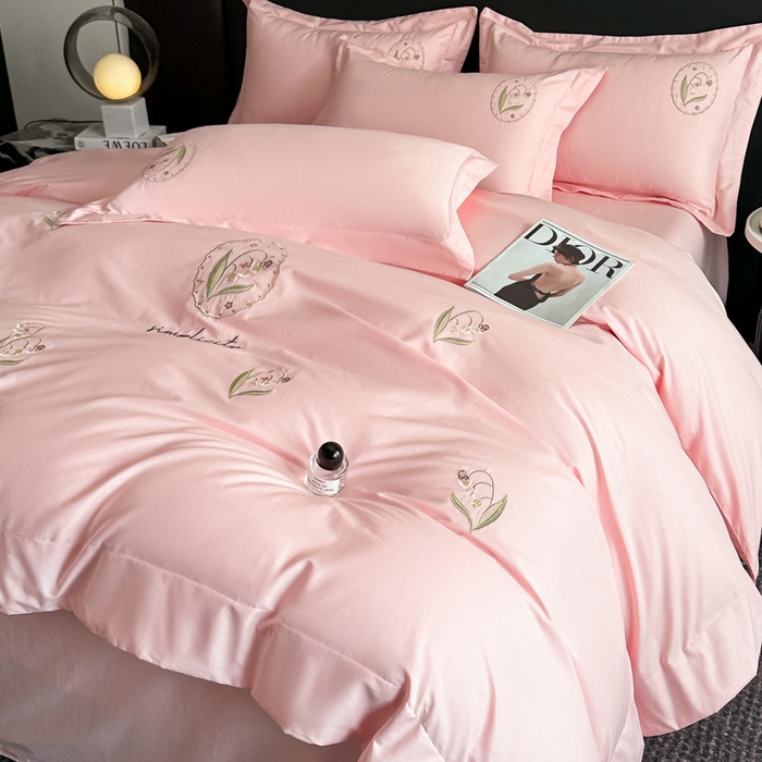 91家纺网 家纺一手货源 找家纺 新方向 2025新款全棉长绒棉刺绣四件套-铃兰物语 铃兰物语-桃粉