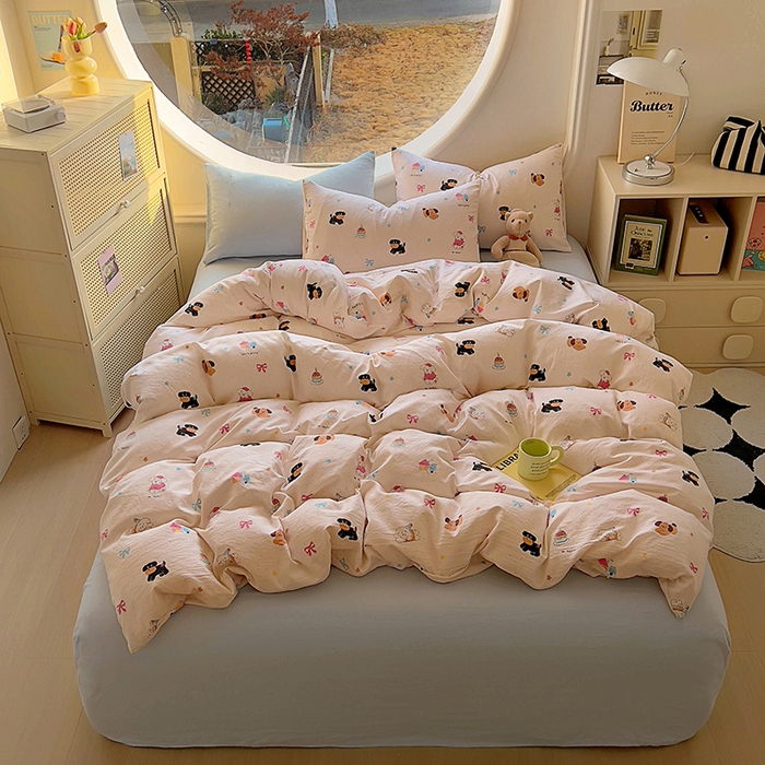 91家纺网 家纺一手货源 找家纺 2025耀达新款舒适水洗棉印花四件套 狗狗日记-印花