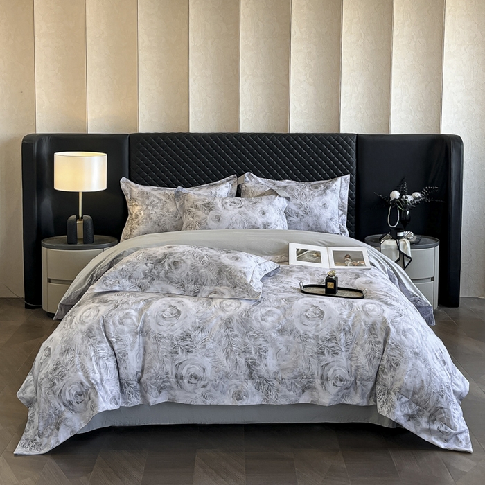 91家纺网 家纺一手货源 找家纺 新方向2025新款全棉长绒棉数码印花四件套-秘密花园 秘密花园-爵士灰