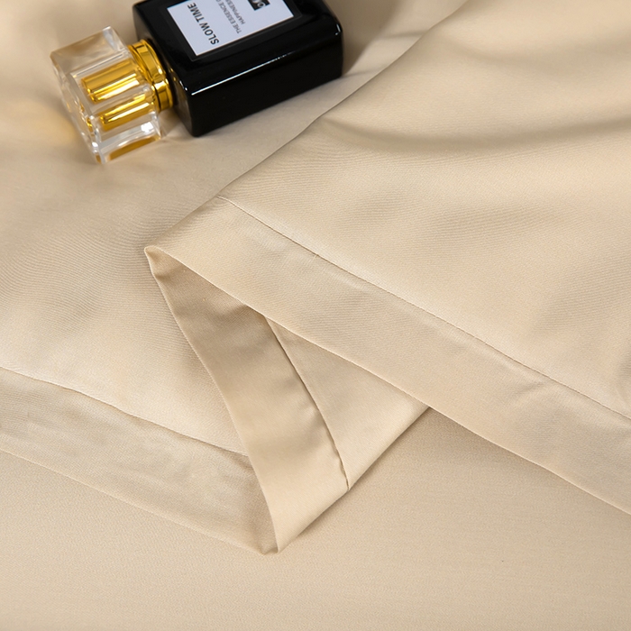 91家纺网 家纺一手货源 找家纺 天瑜家纺 2025新款纯色天丝夏被 纯香槟