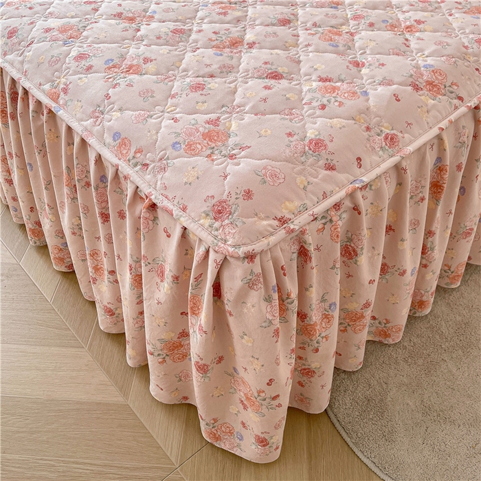 91家纺网 家纺一手货源 找家纺 十个点2025新款针织棉 夹棉床笠式床裙床头罩系列  锦簇玫瑰