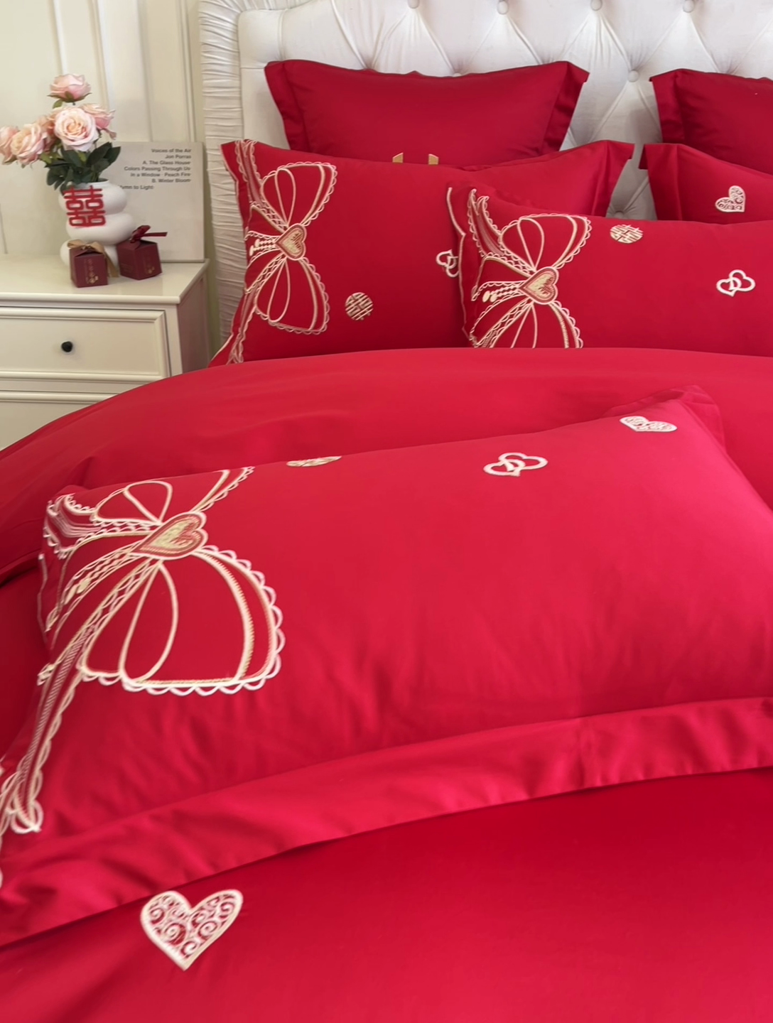 91家纺网 家纺一手货源 找家纺 欧乐蒂 2025新款亲肤棉刺绣婚庆四件套 一见倾心