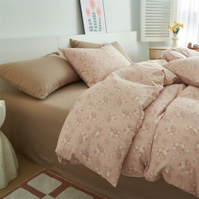 91家纺网 家纺一手货源 找家纺 趣色家纺 2025新款A类全棉双层纱印花四件套 清秋粉