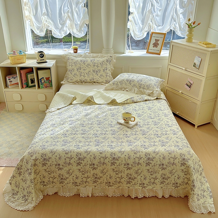 91家纺网 家纺一手货源 找家纺 美梦家纺 2025新款A类全棉13372花边床盖四件套-白边 白边-一束白茶