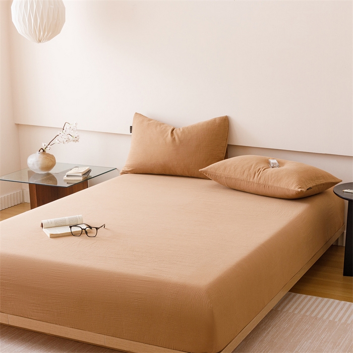 91家纺网 家纺一手货源 找家纺 趣色家纺 2025新款全棉皱皱纱单床笠 摩卡