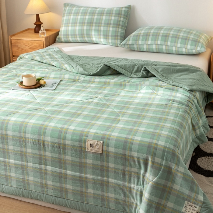 91家纺网 家纺一手货源 找家纺 爱屋及屋  2025新款无印风被子被芯夏凉被空调被 简兮绿