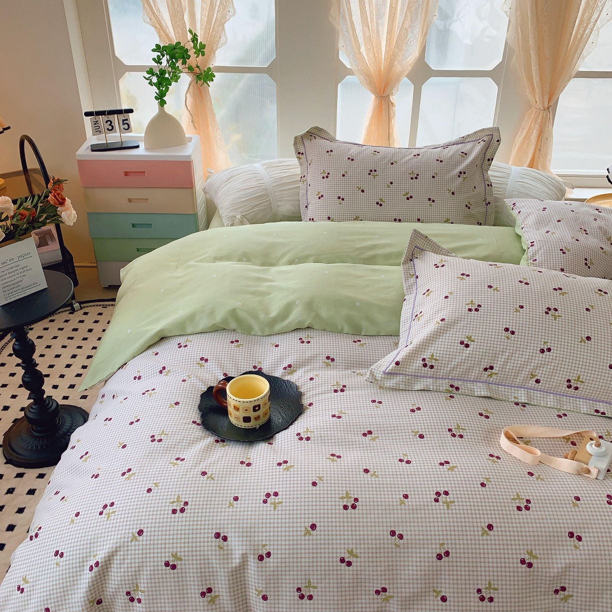 91家纺网 家纺一手货源 找家纺 奈萝家纺 2025新款亲肤小清新全棉四件套 樱桃小丸子