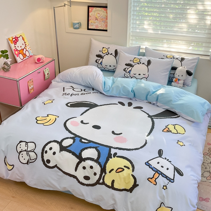 91家纺网 家纺一手货源 找家纺 金爱家 2025新款纯棉数码印花大阪三丽鸥四件套 D香蕉帕哈狗