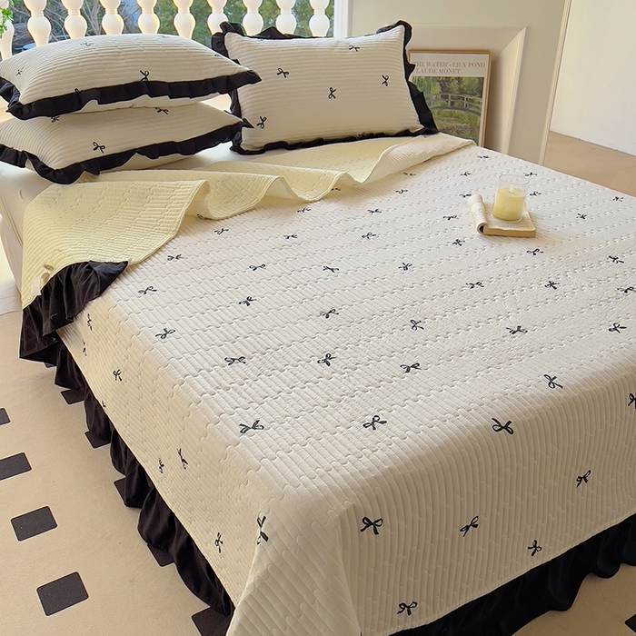 91家纺网 家纺一手货源 找家纺 美梦家纺 2025新款A类全棉13372花边床盖四件套-黑边 蝴蝶结