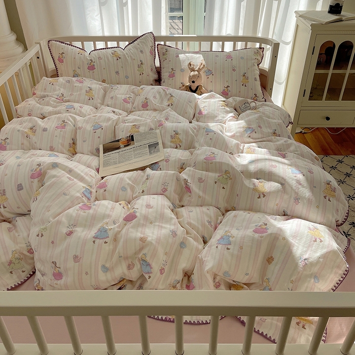 91家纺网 家纺一手货源 找家纺 三朵 2025新款全棉双层纱三角针四件套 萌畔粉