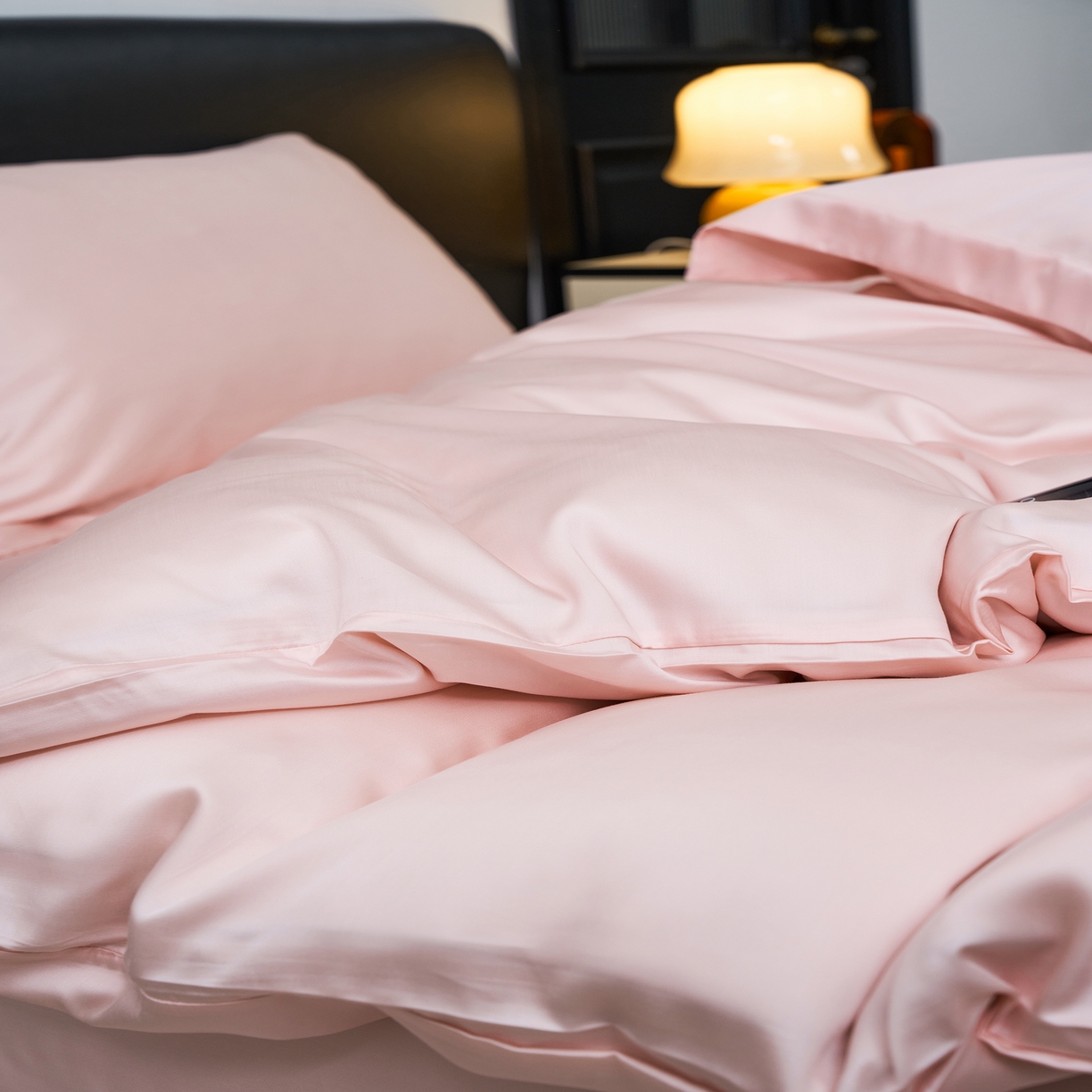 91家纺网 家纺一手货源 找家纺 顾家家居 2025新款纯色兰精天丝四件套 冰粉色