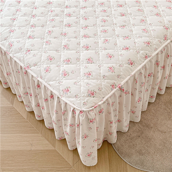 91家纺网 家纺一手货源 找家纺 十个点2025新款针织棉 夹棉床笠式床裙床头罩系列  花儿朵朵