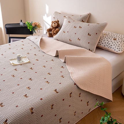 91家纺网 家纺一手货源 找家纺 （总）X猫先生 2025新款全棉床盖小清新夹棉水洗炕盖床盖套件-跑量款