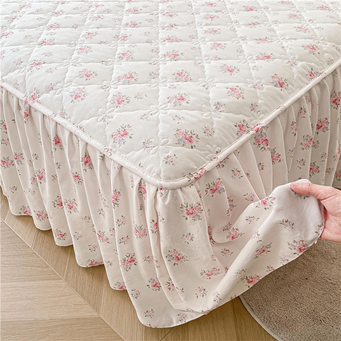 91家纺网 家纺一手货源 找家纺 十个点2025新款针织棉 夹棉床笠式床裙床头罩系列  花儿朵朵