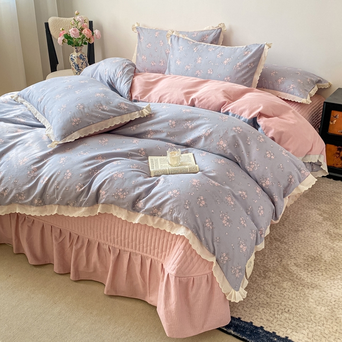 91家纺网 家纺一手货源 找家纺 梦可莱家居 2025新款全棉韩版蕾丝边床盖四件套 小幸福