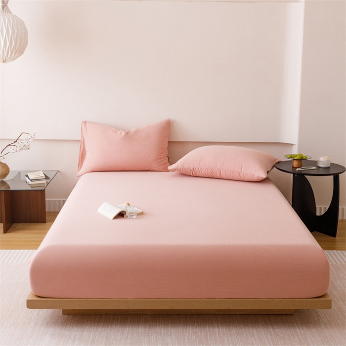 91家纺网 家纺一手货源 找家纺 趣色家纺 2025新款全棉皱皱纱单床笠 珊瑚粉