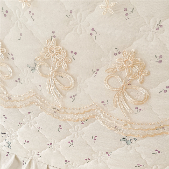 91家纺网 家纺一手货源 找家纺 十个点2025新款亲肤夹棉床头罩 樱桃结