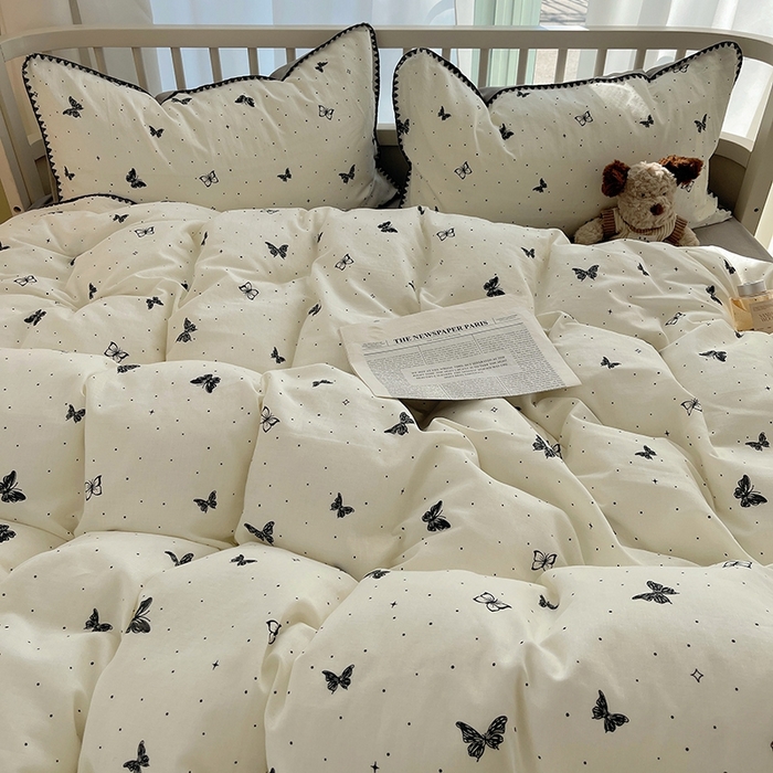 91家纺网 家纺一手货源 找家纺 三朵 2025新款全棉双层纱三角针四件套 蝶梦