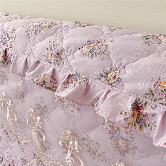 91家纺网 家纺一手货源 找家纺 十个点2025新款亲肤夹棉床头罩 花前月下