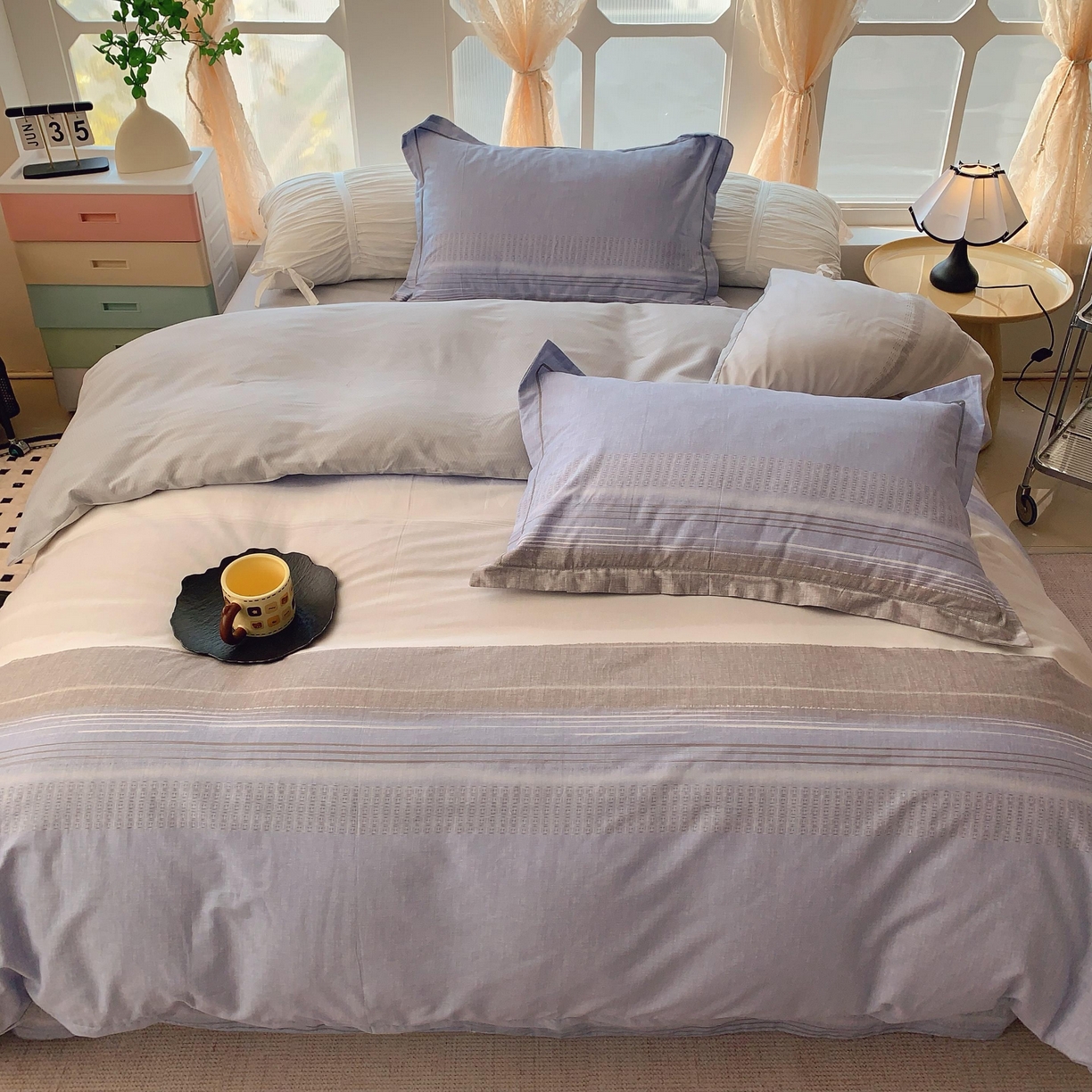 91家纺网 家纺一手货源 找家纺 奈萝家纺 2025新款亲肤小清新全棉四件套 条纹艺术蓝