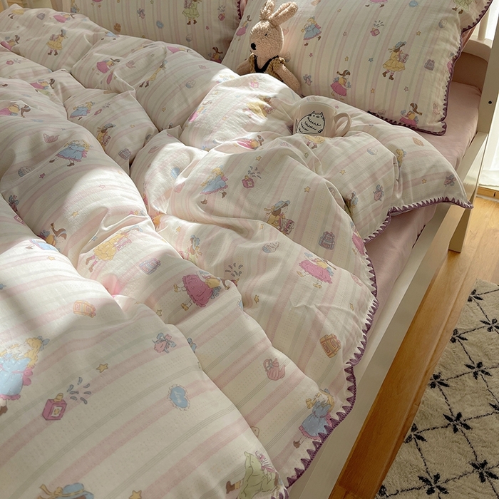 91家纺网 家纺一手货源 找家纺 三朵 2025新款全棉双层纱三角针四件套 萌畔粉