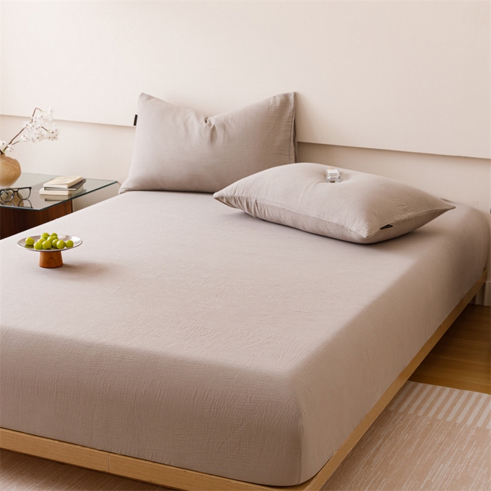 91家纺网 家纺一手货源 找家纺 趣色家纺 2025新款全棉皱皱纱单床笠 绅士灰