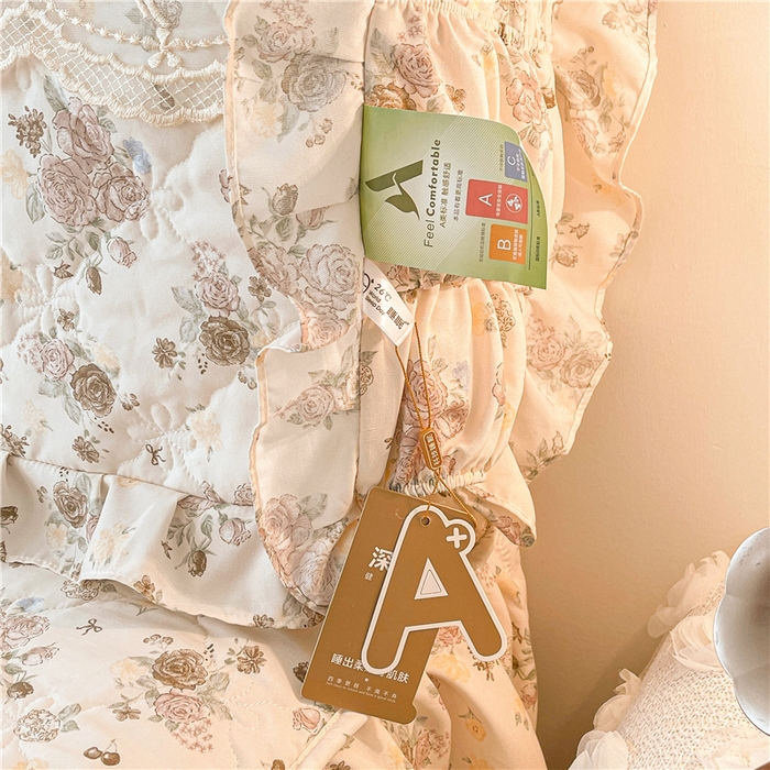 91家纺网 家纺一手货源 找家纺 十个点2025新款亲肤夹棉床头罩 花香四季