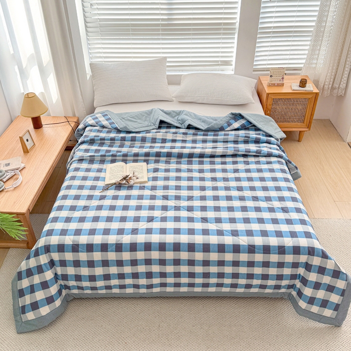 91家纺网 家纺一手货源 找家纺 棉乐町家居 2025新款里外全棉手包边棉花夏被 蓝中格