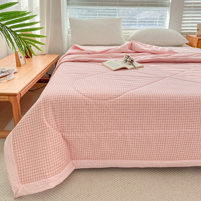 91家纺网 家纺一手货源 找家纺 首爱家纺 2025新款里外全棉夏被手包边新疆棉花夏被空调被夏凉被 芒果格