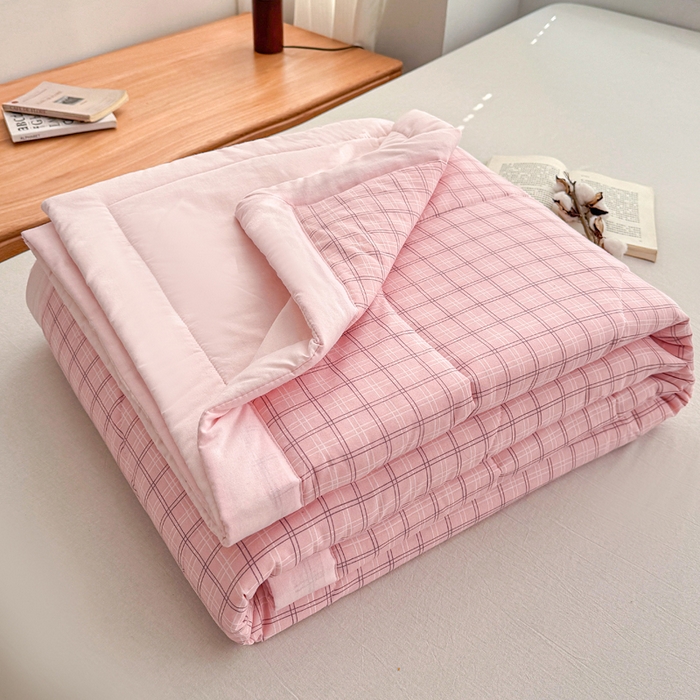 91家纺网 家纺一手货源 找家纺 棉乐町家居 2025新款里外全棉手包边棉花夏被 粉玉格