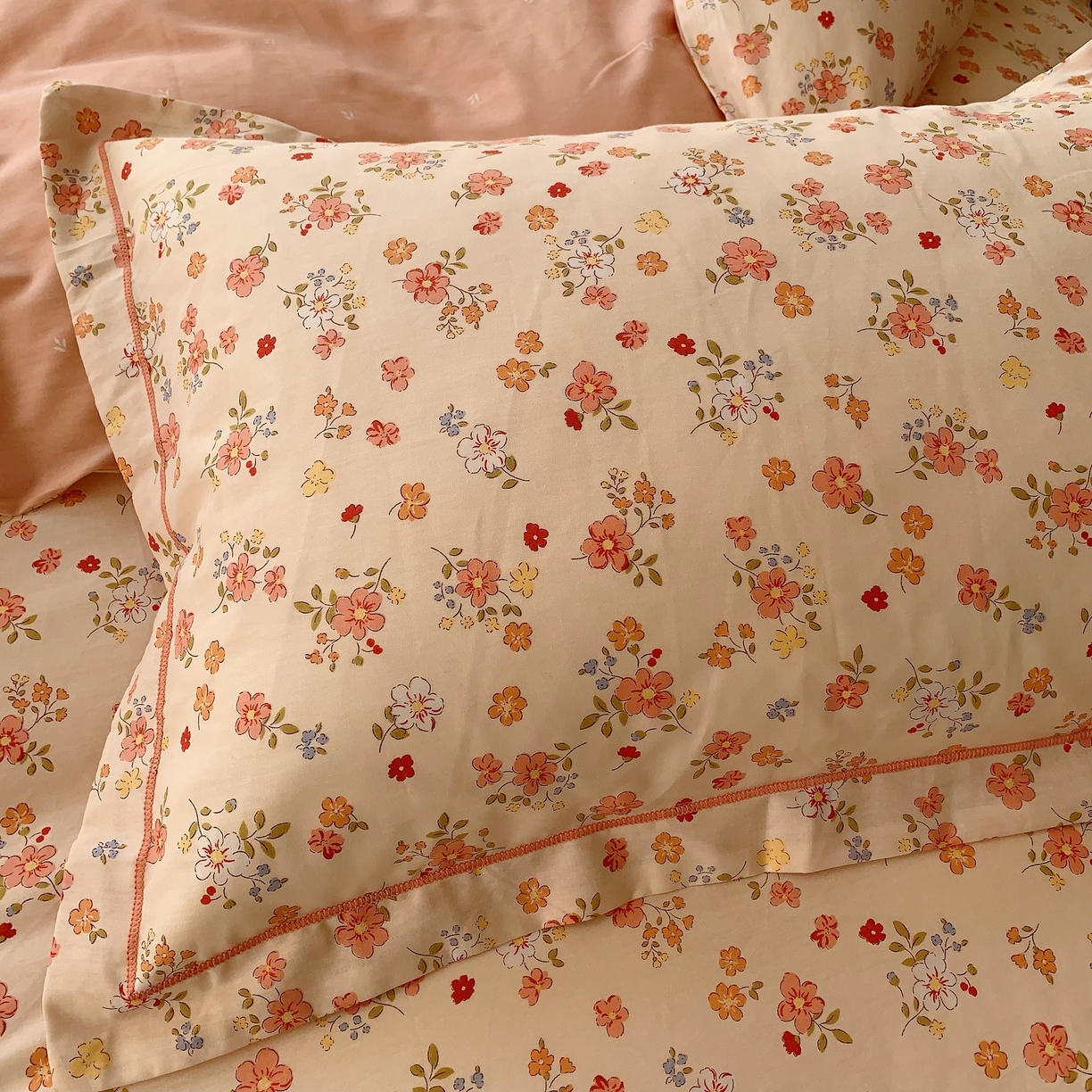 91家纺网 家纺一手货源 找家纺 奈萝家纺 2025新款亲肤小清新全棉四件套 浪漫定义