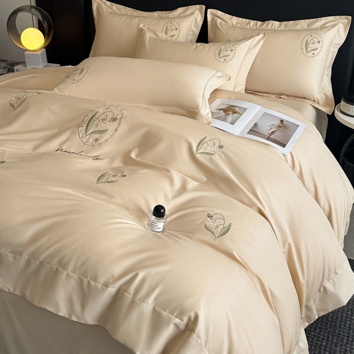 91家纺网 家纺一手货源 找家纺 新方向2025新款全棉长绒棉刺绣四件套-铃兰物语 铃兰物语-香槟