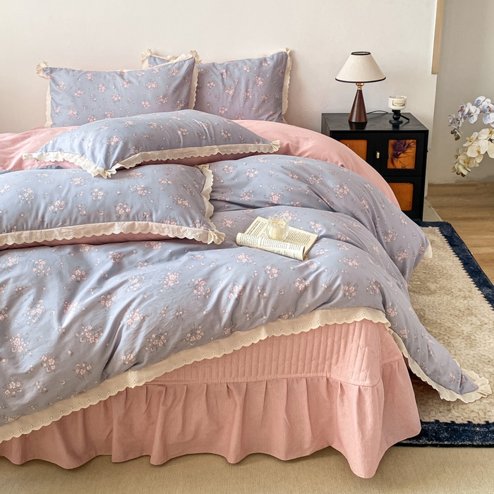 91家纺网 家纺一手货源 找家纺 梦可莱家居 2025新款全棉韩版蕾丝边床盖四件套 小幸福