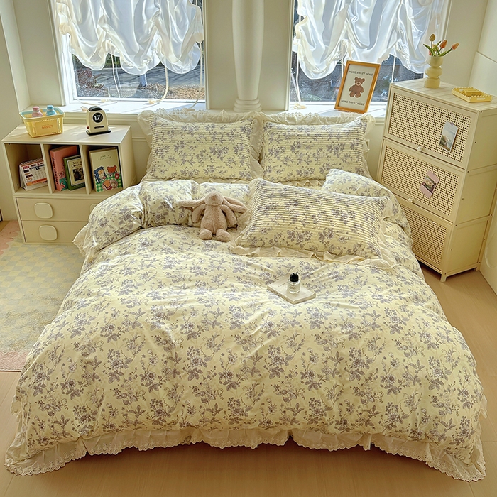 91家纺网 家纺一手货源 找家纺 美梦家纺 2025新款A类全棉13372花边床盖四件套-白边 白边-一束白茶