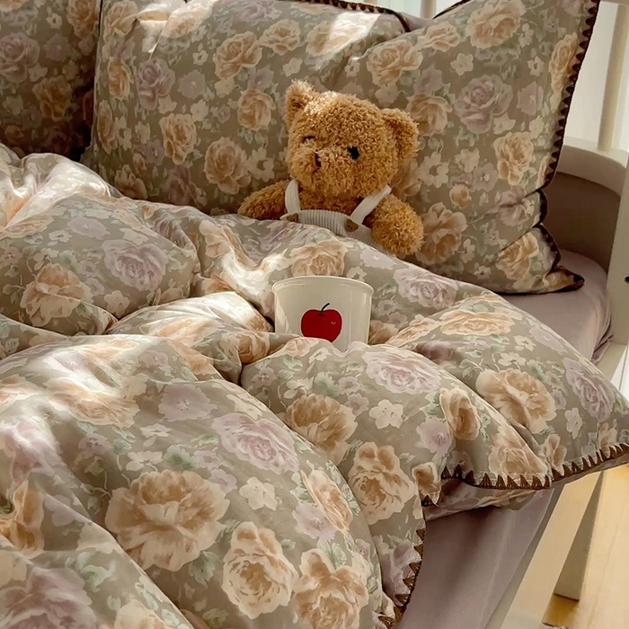 91家纺网 家纺一手货源 找家纺 三朵 2025新款全棉双层纱三角针四件套 花无优咖