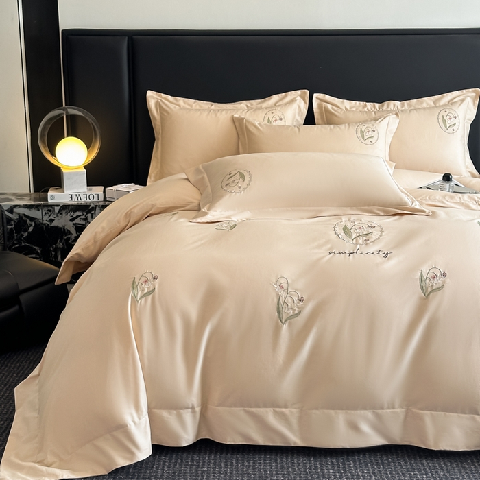 91家纺网 家纺一手货源 找家纺 新方向 2025新款全棉长绒棉刺绣四件套-铃兰物语 铃兰物语-香槟