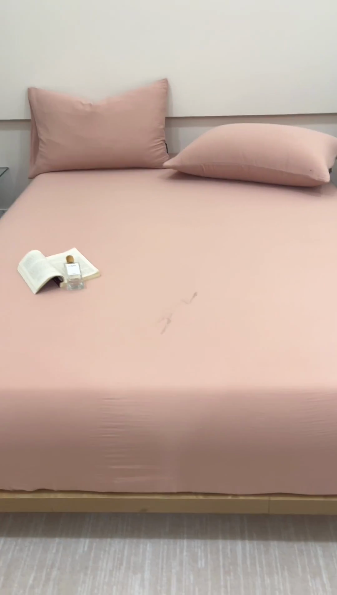 91家纺网 家纺一手货源 找家纺 趣色家纺 2025新款全棉皱皱纱单床笠 珊瑚粉