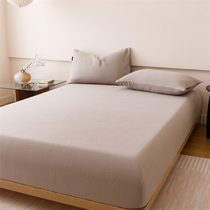 91家纺网 家纺一手货源 找家纺 趣色家纺 2025新款全棉皱皱纱单床笠 绅士灰