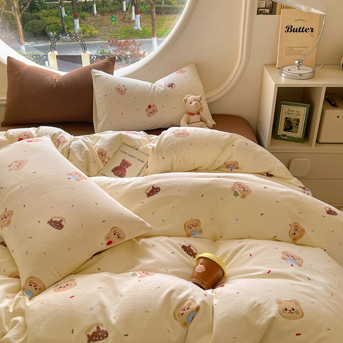 91家纺网 家纺一手货源 找家纺 2025耀达新款舒适水洗棉印花四件套 曲奇小熊-印花